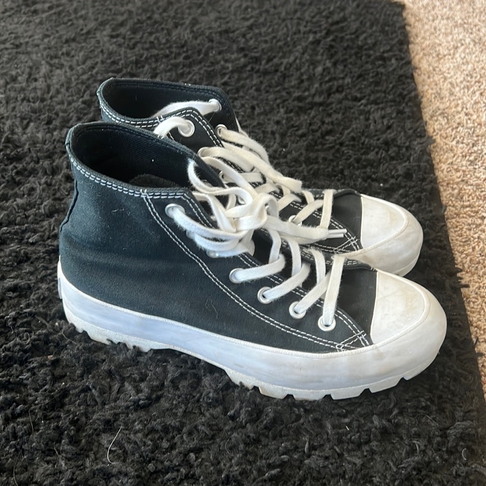 Black platform converse